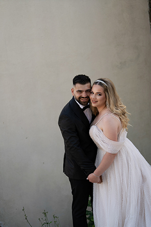 Lafoto contact background